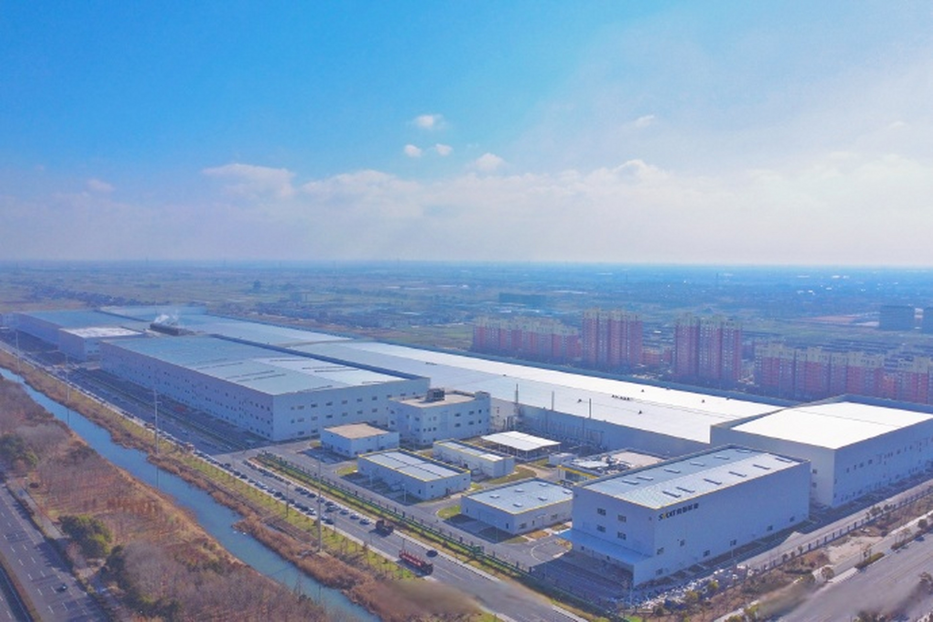新興能源技術研發項目全面投產，戰略性新興產業迎來新動能