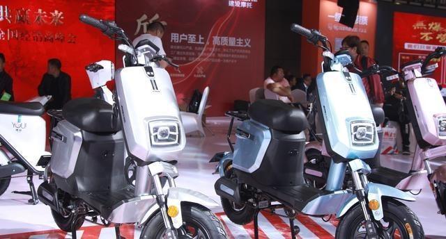 解析1000 臺到 4000 臺電動車的差異 規模化與個性化的較量